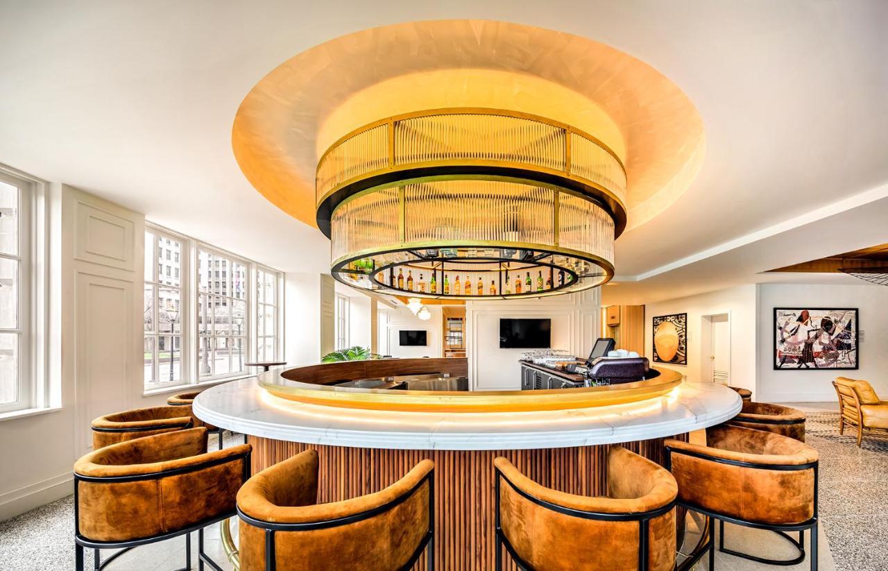 St. Regis 3*